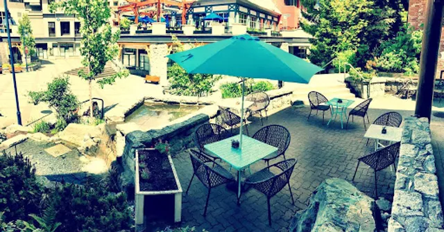 Naked Sprout Café & Eatery