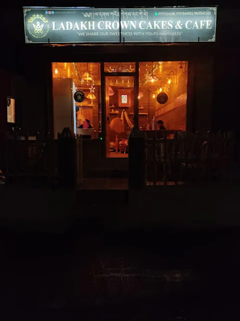 Ladakh Crown RESTAURANT