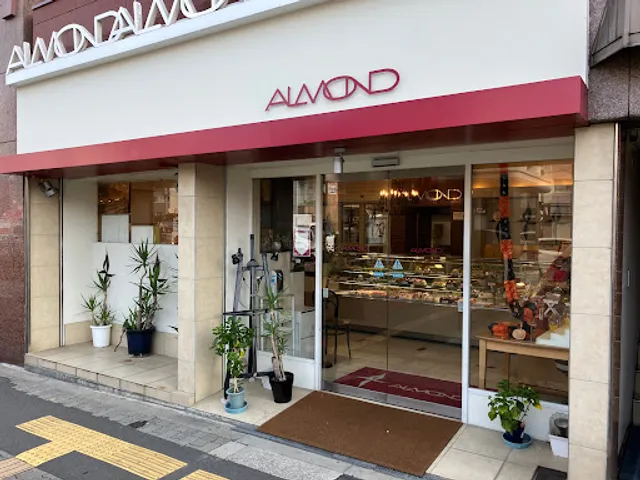 Cake House Almond