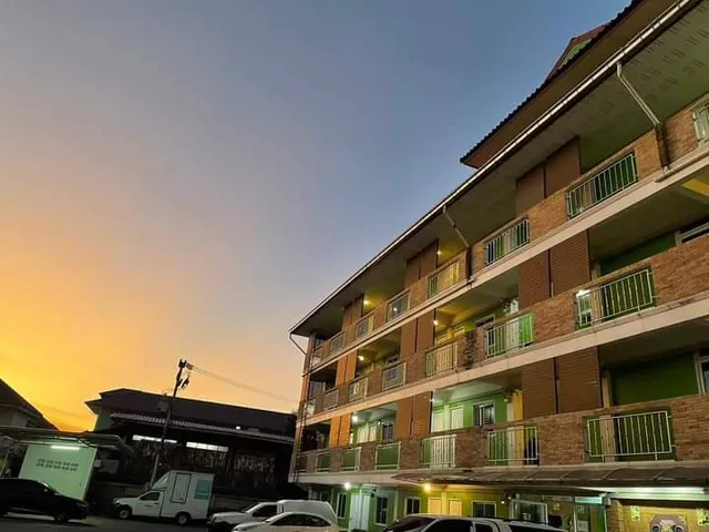 โรงแรมมิสเตอร์เน็กซ์ กรีนทู