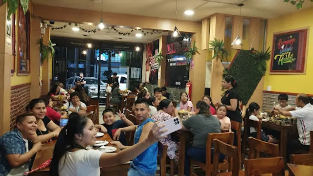 La Peruana Anticucheria