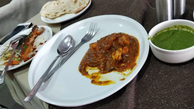 SHUBHAM BAR & FAMILY RESTORENT