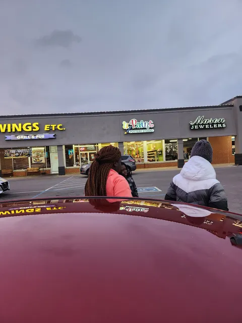 uPaint Pottery Studio