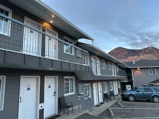 Kings Motor Inn Kamloops Motels