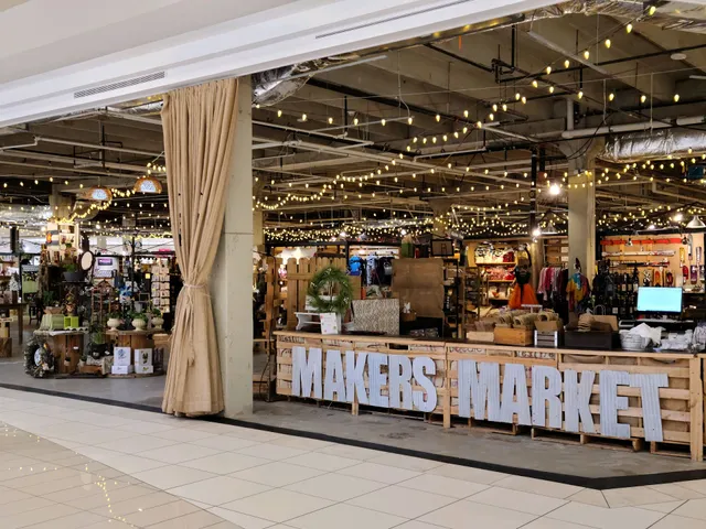 Makers Market at Southwest Plaza