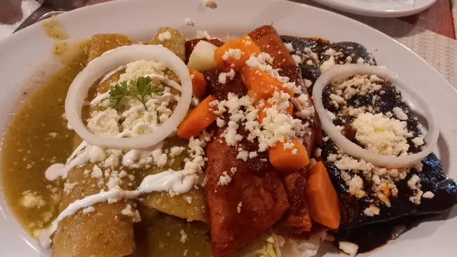 Mexico Lindo y Sabroso