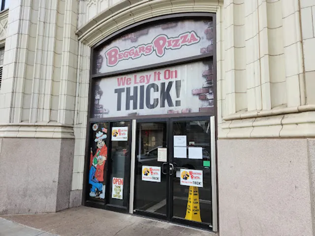 Beggars Pizza - West Loop