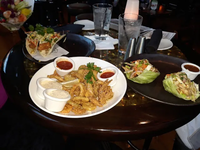 McCormick & Schmick's Seafood & Steaks