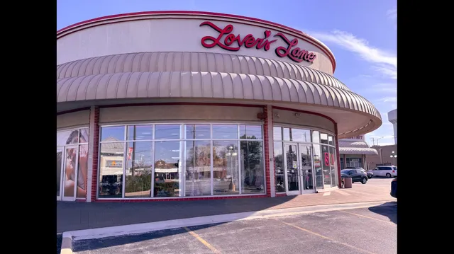 Lover's Lane - Arlington Heights