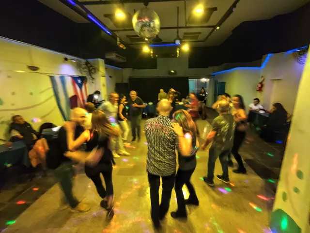 El Rumbon. Salsa y Bachata