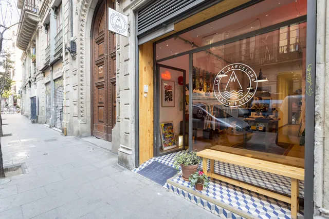 Laser Barcelona Flagship Store