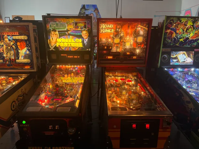 Monterey Flipper Pinball