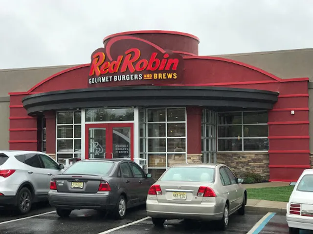 Red Robin Gourmet Burgers and Brews
