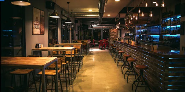 Charlie Comedy Burger Factory