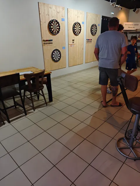 HOP ON BAR - Bar a bières - Location de vélos ARDECHE