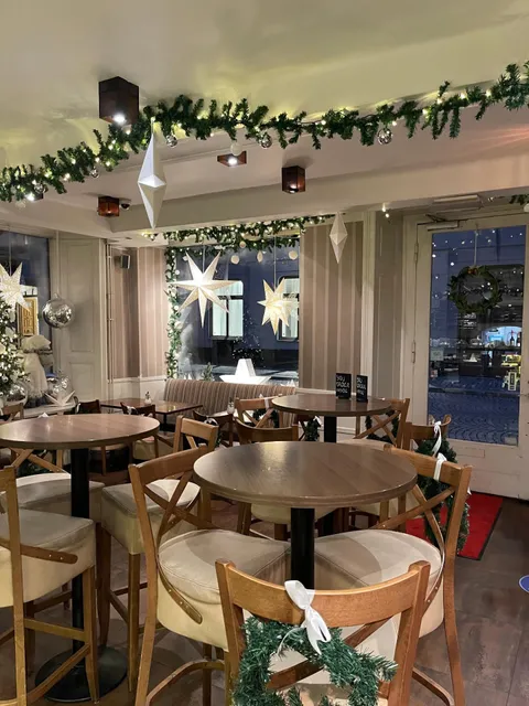 Kladdkakan Café & Bistro