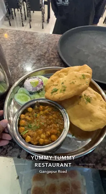 Yummy Tummy Food Court