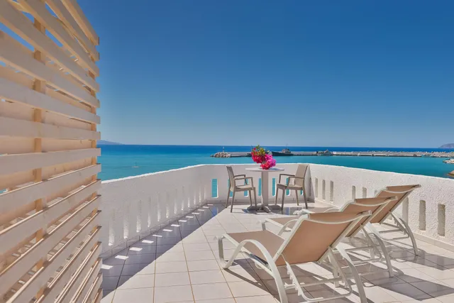 Stochos Studios & Snack bar