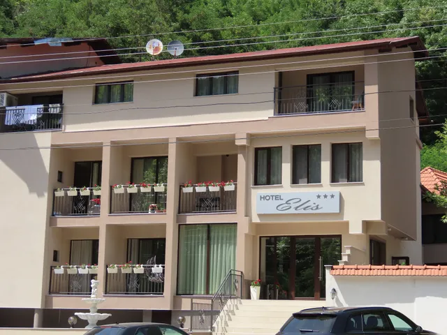 Hotel Elis