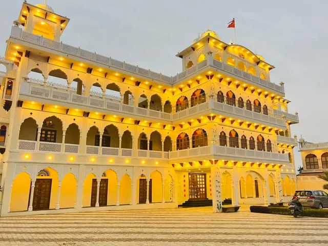 Maan Singh palace Hotel & Resort