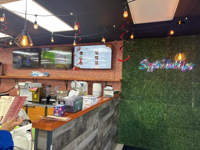 Sippin' Bubble Tea Café