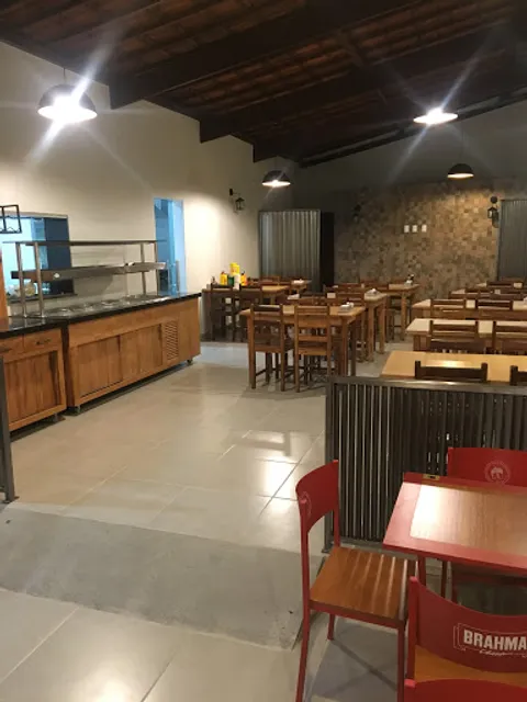 Bar e Restaurante Apertadinho