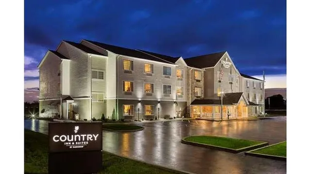 Country Inn & Suites by Radisson, Marion, OH
