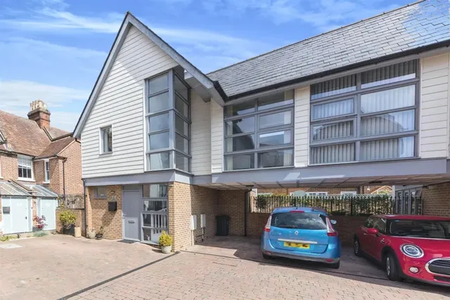 Sŵn Y Don guest house