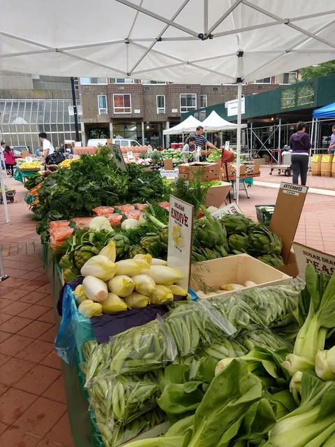 Roosevelt Island Farmers Market
