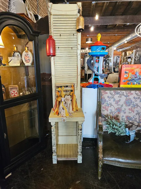 The Twisted Willow Boutique