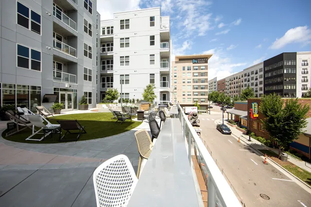 Park Central North Hills Apartments