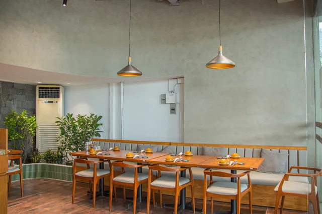 Hoang Yen Vietnamese Cuisine