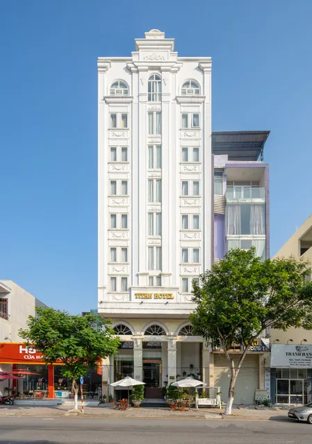 Titan Hotel Da Nang