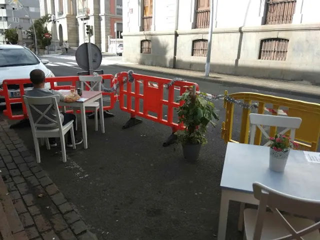 La Xana , Salón de Té y Café.