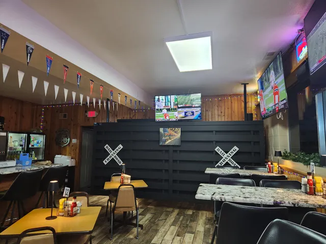 Haas' Sports Bar and Grill