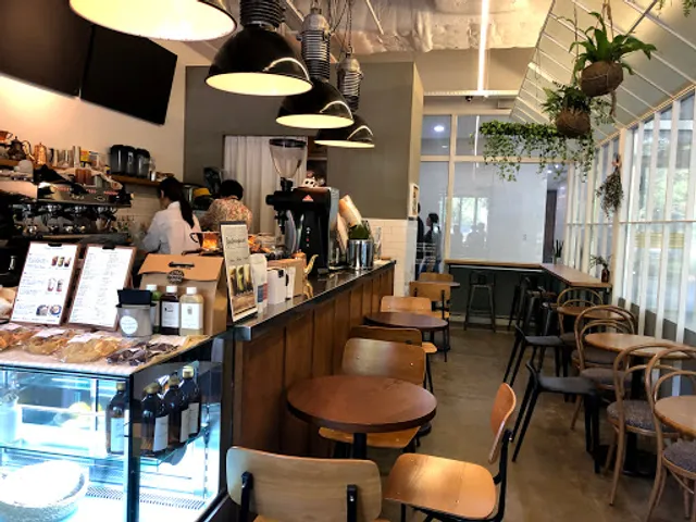 Fabrique Coffee Roasters