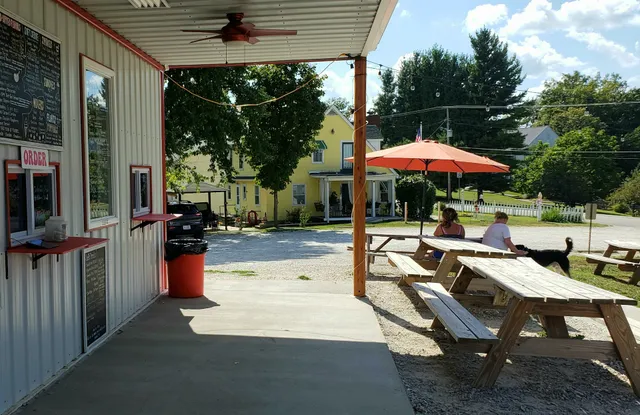 Uncle Steph's Ice cream & Eats