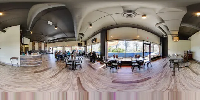 Pho Hoa + Jazen Tea (Richmond)