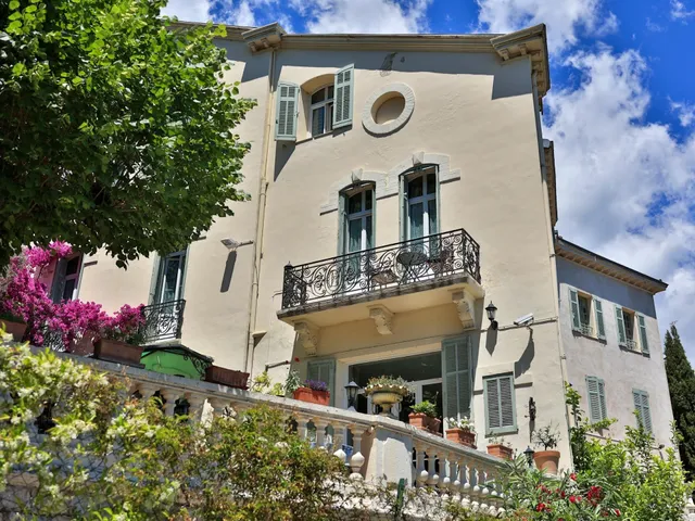 Logis Hôtel la Bellaudière