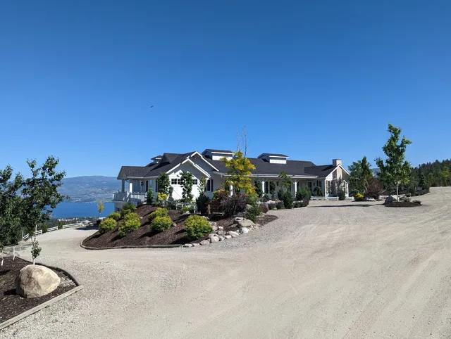 Autumn Lane Farm & Gardens