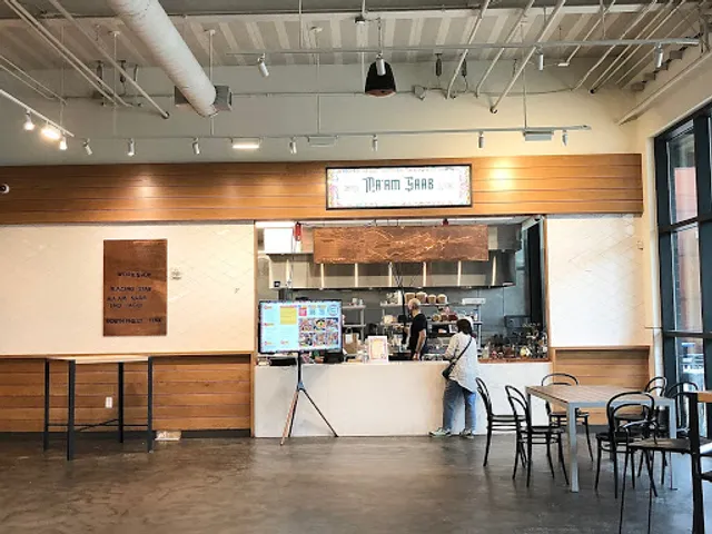 Ma'am Saab - Restaurant & Cocktail Bar