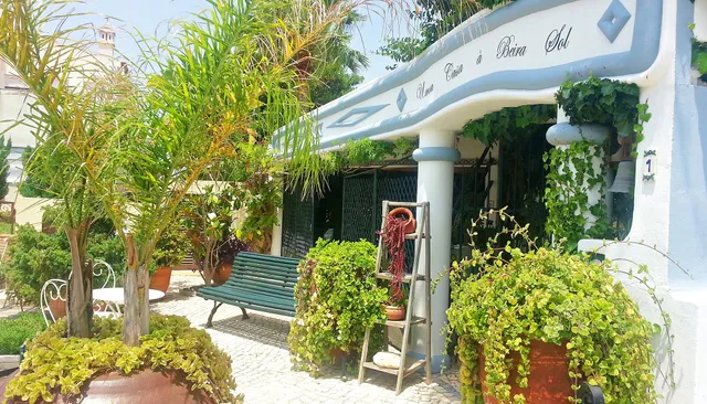 Uma Casa à Beira Sol