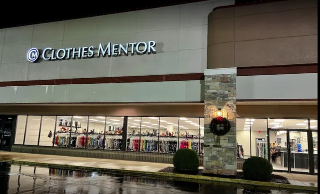 Clothes Mentor Ellisville, MO