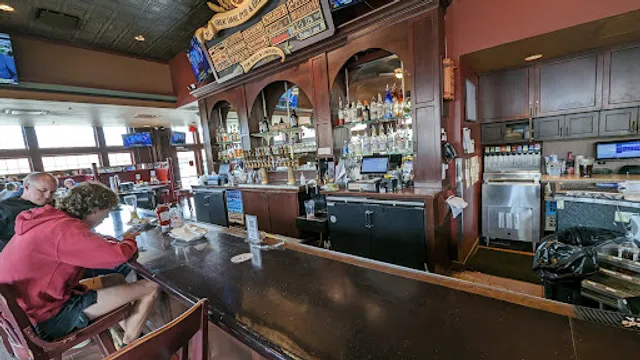 Great Dane Pub & Brewing Co. - Hilldale