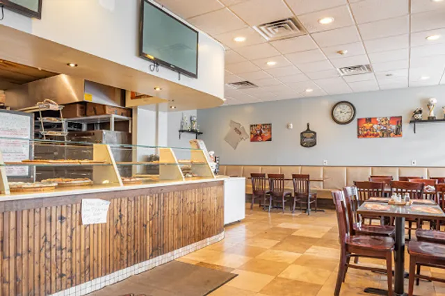 Fratellos Gourmet Pizza & Cafe