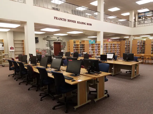 Hutchinson Public Library