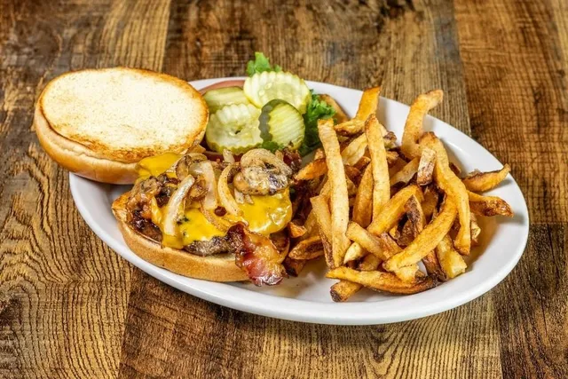 Wing Warehouse Sports Bar Stow