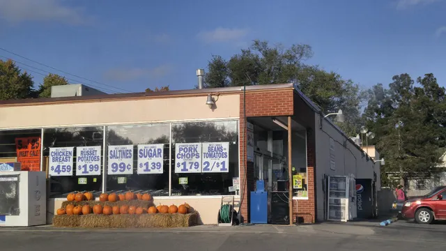 Brothers Market Windsor