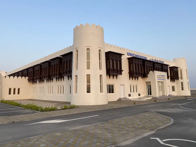 Maydan Tourism Hotel