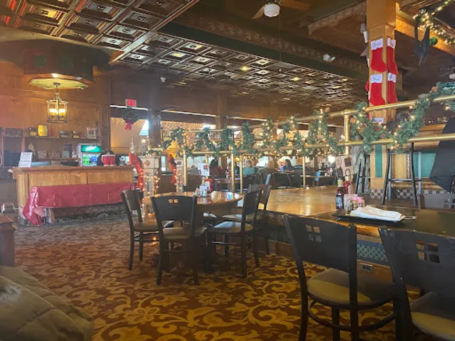 Chelo's Hometown Bar & Grille - Warwick